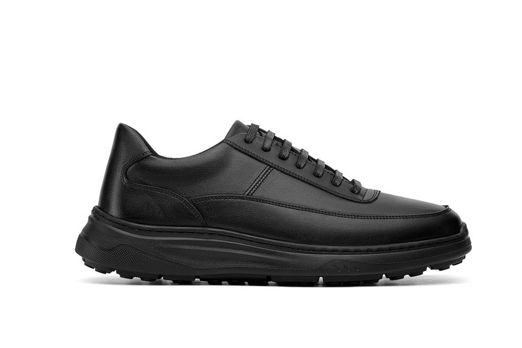 کفش چرم اسپرت مردانه مادو کد ۲۰۷۹