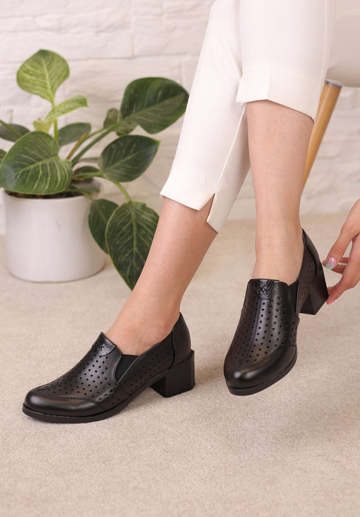 کفش پرسنلی پاشنه دارزنانه پاریس