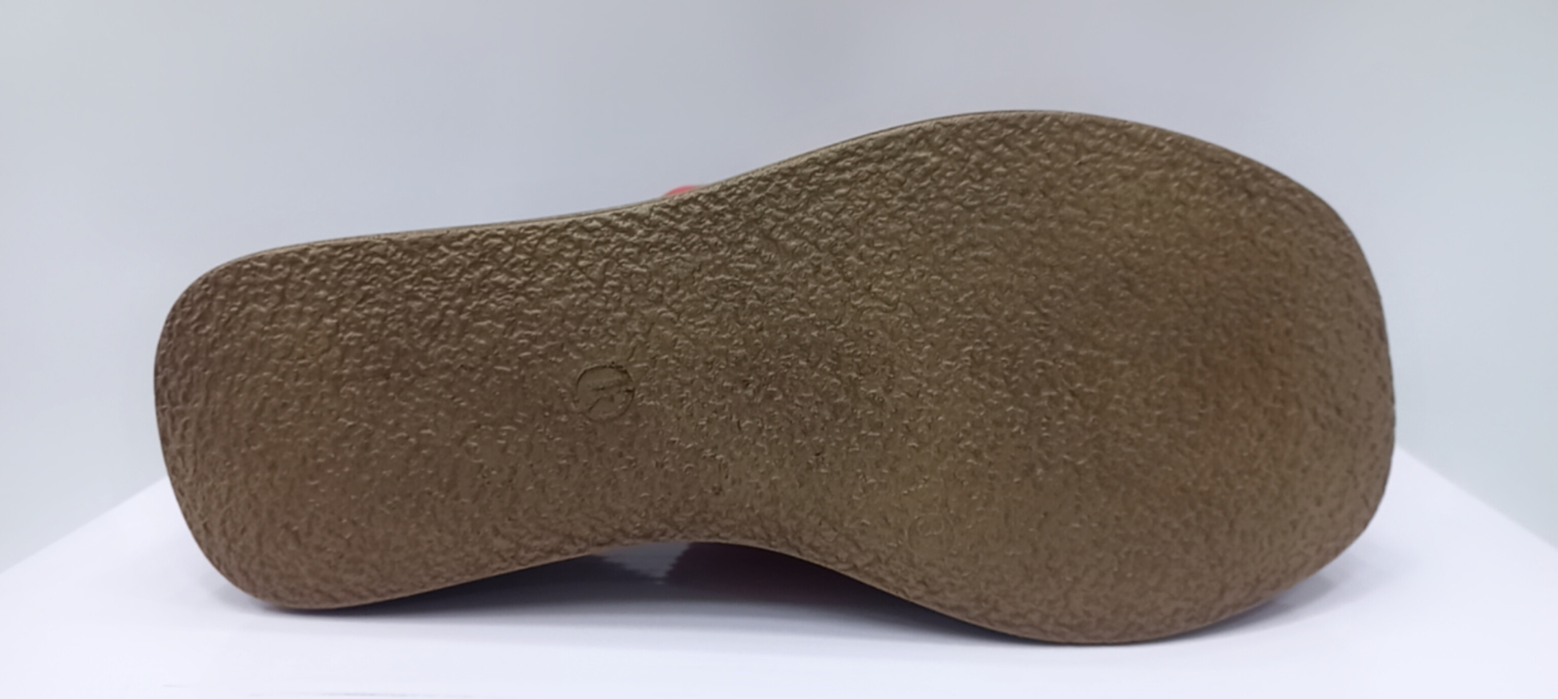 صندل طبی لژدار زنانه پانیا کد ۷۱۶