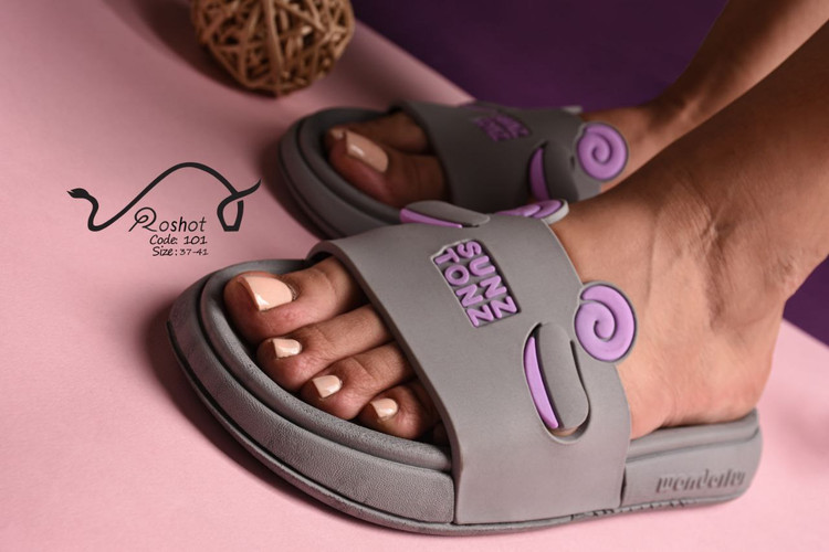 دمپایی زنانه پروشات مدل ۱۰۱