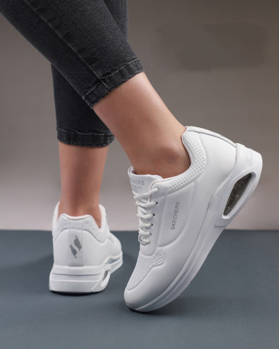 کفش اسپرت زنانه چرم تام کد ۴۱۰