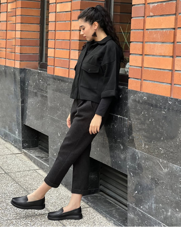 کفش زنانه لژدار چرم طبیعی کد ۲۲۷۱مهپا