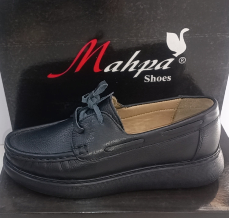 کفش زنانه لژدار چرم طبیعی مهپا کد ۲۲۷۰مشکی