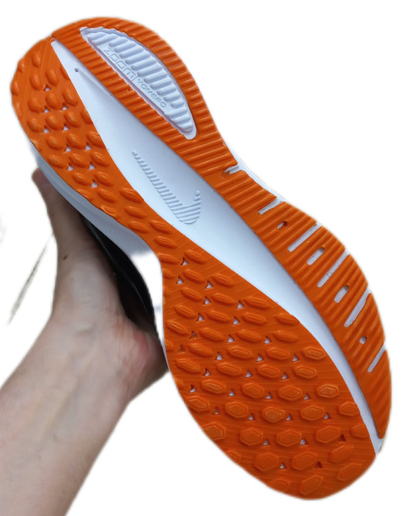 کتانی زنانه پدیده مدل نایک زوم