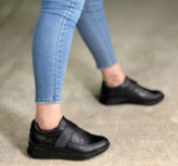 کفش کتانی طبی زنانه مدل زلاتان