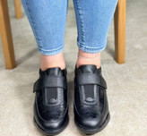 کفش کتانی طبی زنانه مدل زلاتان