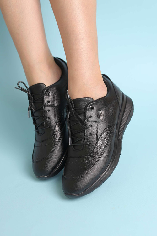 کفش کتانی طبی زنانه بوستون