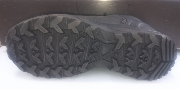 کفش اسپرت مردانه سالمون ۳