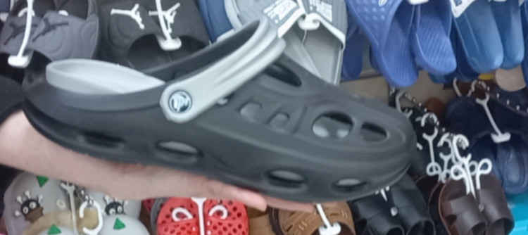 اکو کراکس مردانه برند زیتون