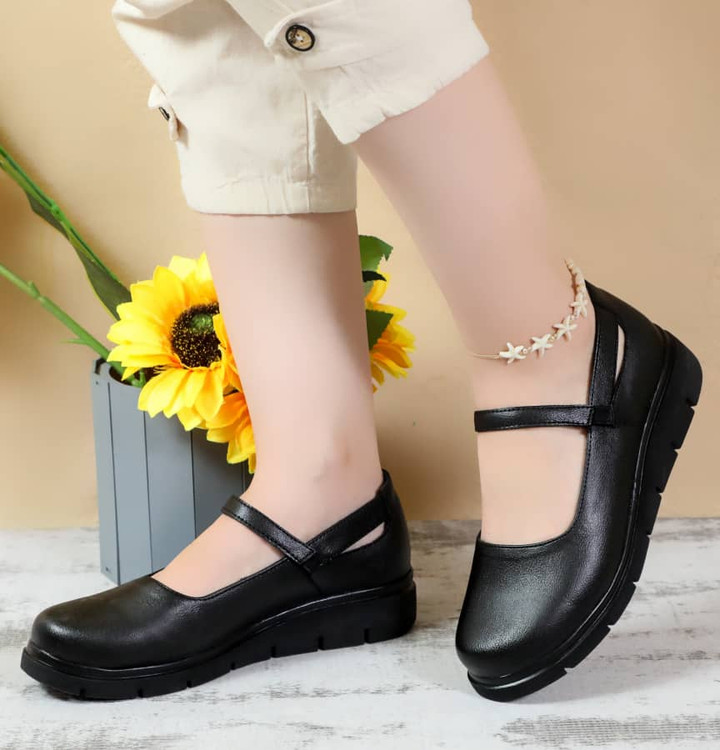 کفش لژدار زنانه طبی برند لیمو طب مدل پانا