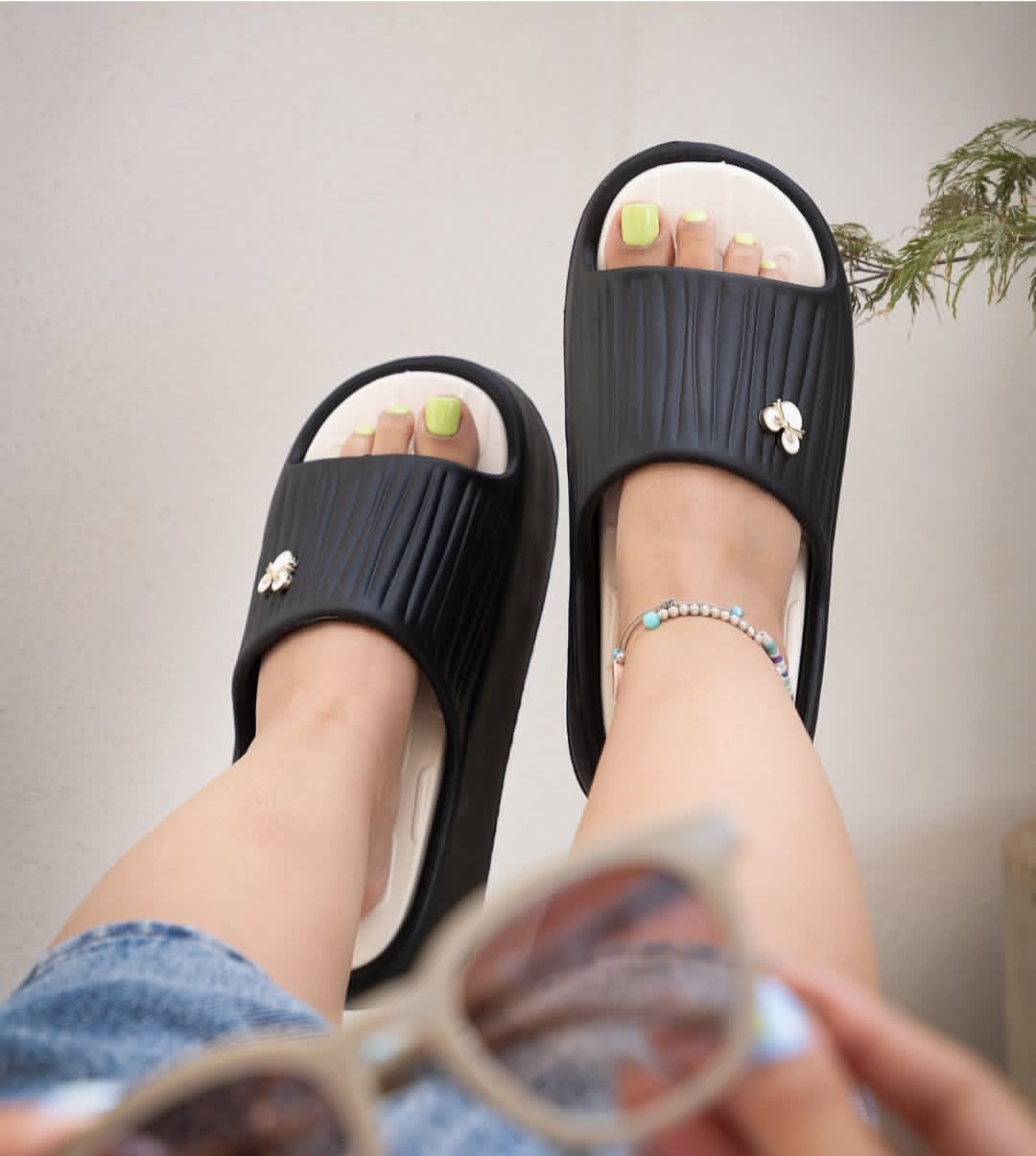 دمپایی زنانه مدل روتانا برند زیتون