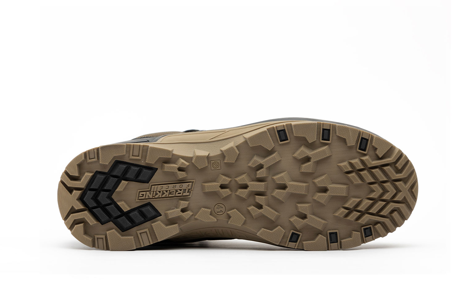 بوت مردانه مادو کد ۱۰۲۰