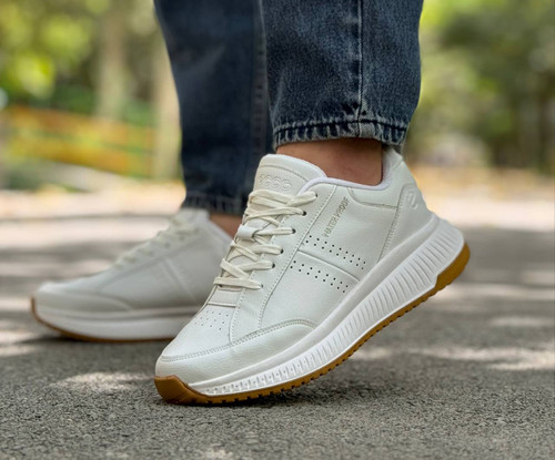 کفش اسپرت زنانه اکو برند بهگام