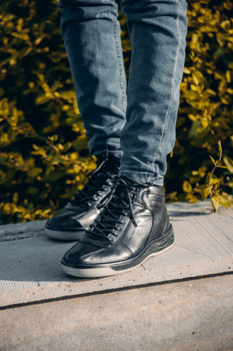 کفش مردانه چرم روزمره و اسپرت آداک مدل کاتر پیلار