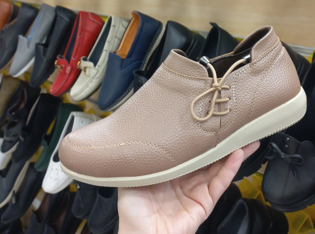 کفش طبی زنانه مدل کوک برند لیمو طب