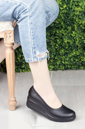 کفش طبی لژدار زنانه مدل j288برند جوتی