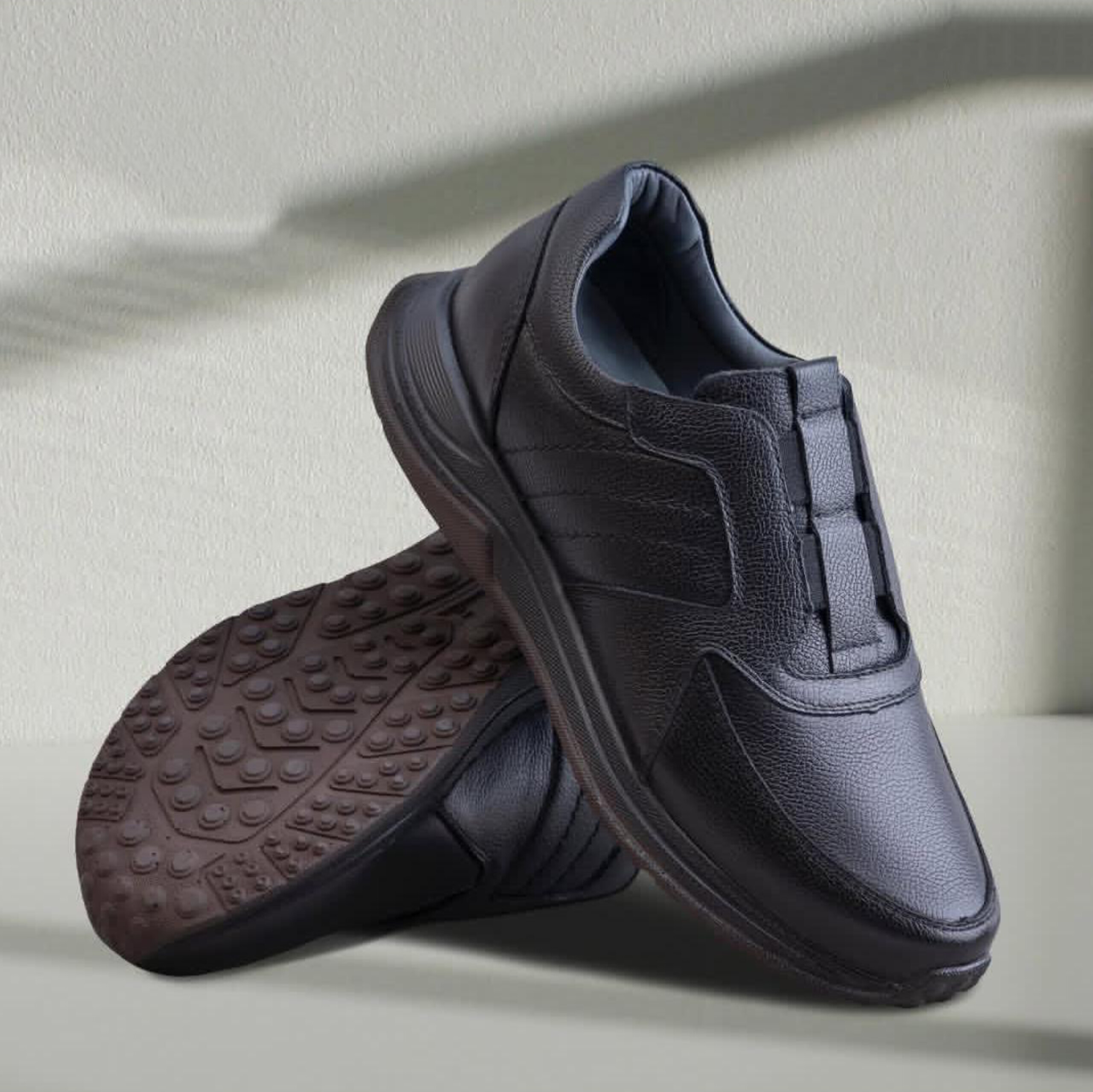 کفش اسپرت طبی چرم مردانه دنج کد ۲۳۶