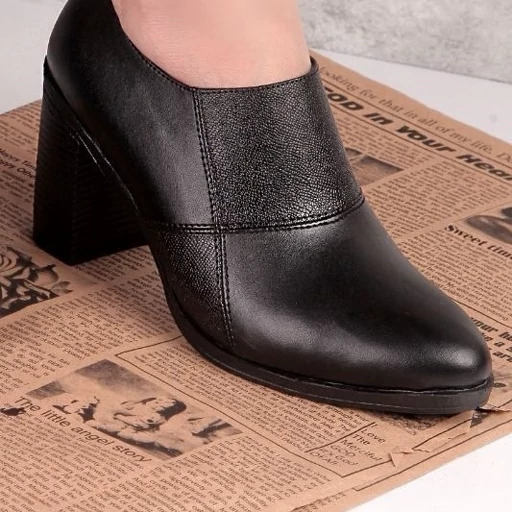 کفش طبی پاشنه دار زنانه مدل آوا برند لیانا