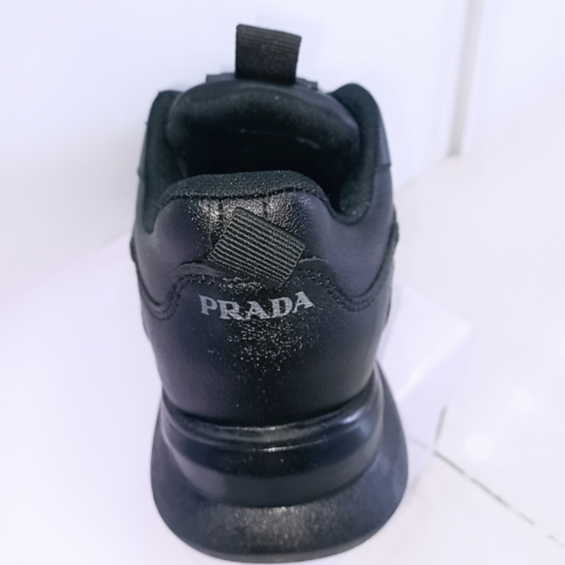 کفش اسپرت مردانه پرادا برند رویا