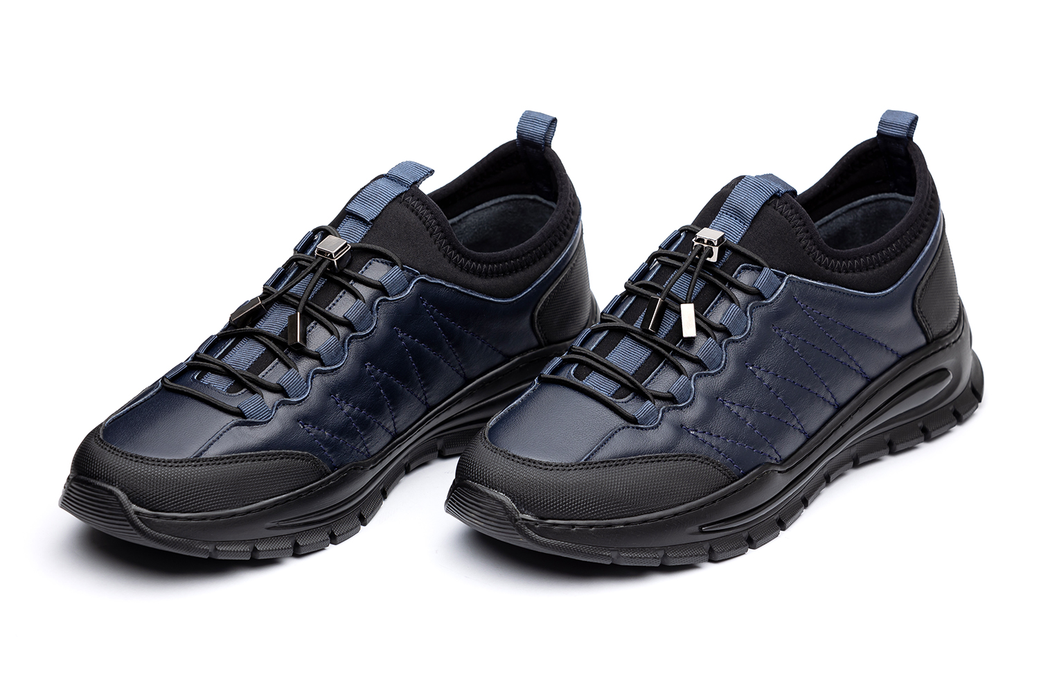 کفش اسپرت چرم مردانه مادو کد ۲۰۱۰