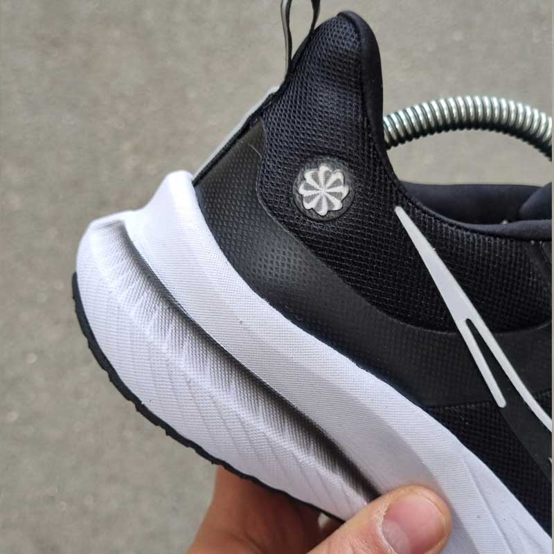 کتانی زنانه نایک فلاور برند پدیده با زیره بسیار نرم