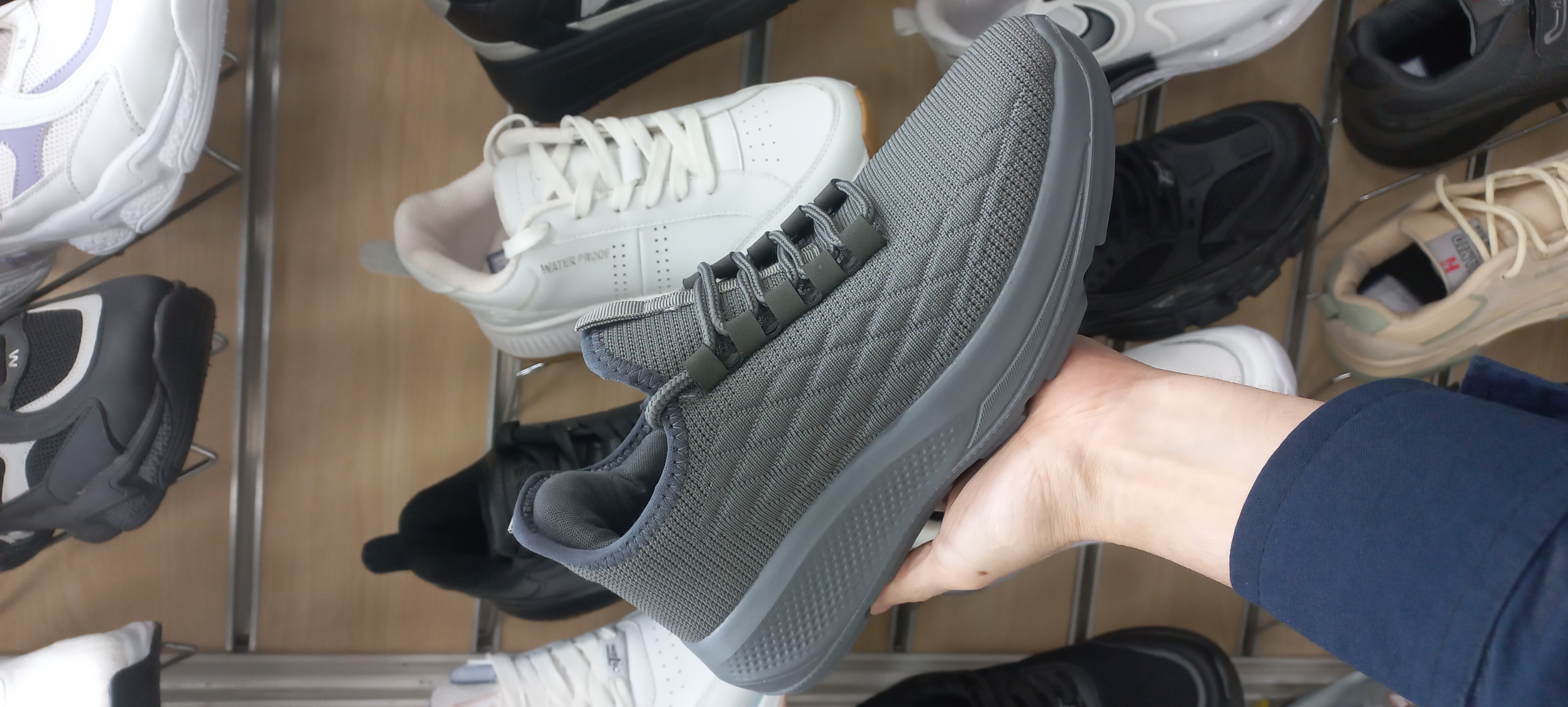 کفش اسپرت زنانه شیما مدل جیپ