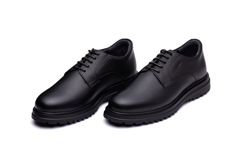 کفش چرم اداری و روزمره مردانه مادو کد ۱۰۸۰