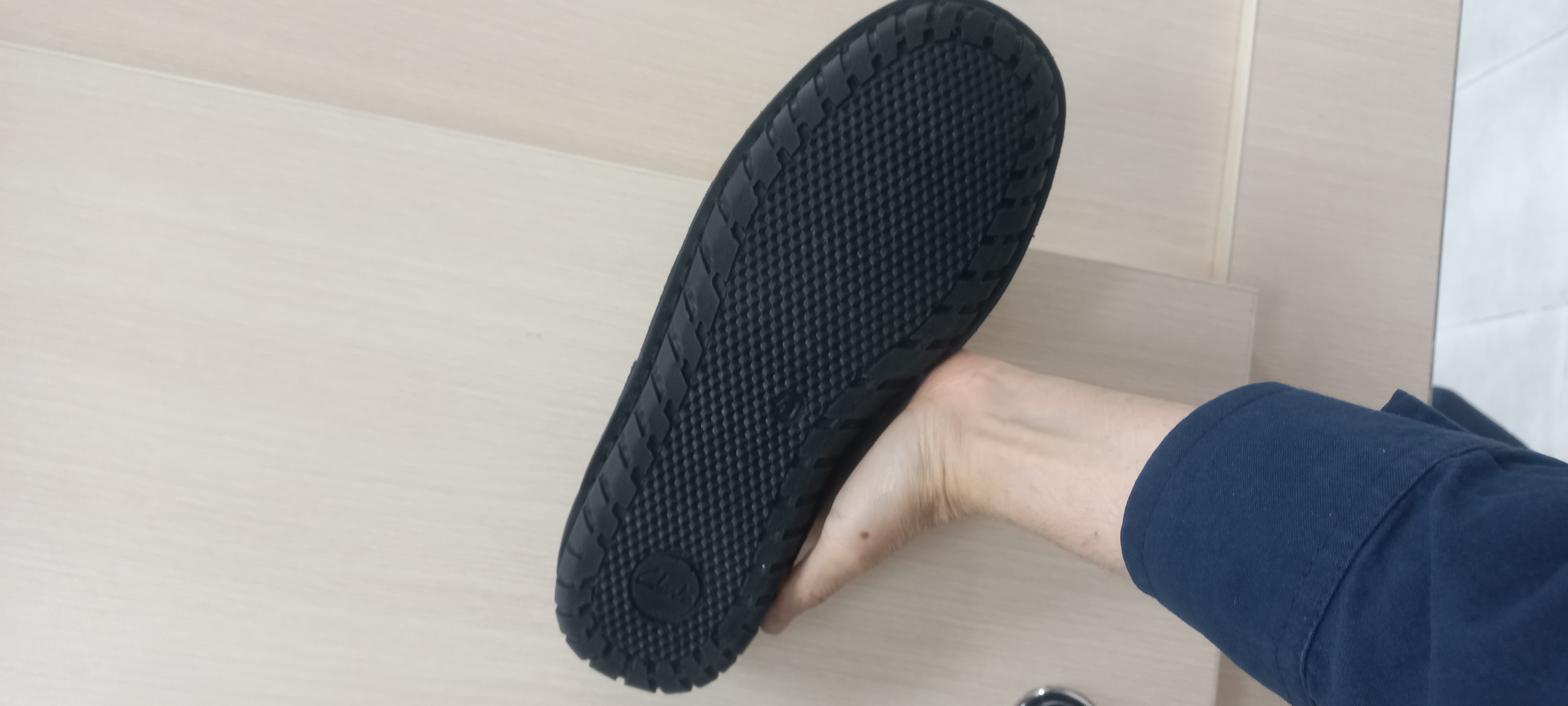 صندل طبی تمام چرم سام طب مخصوص خار پاشنه و افراد دیابتی