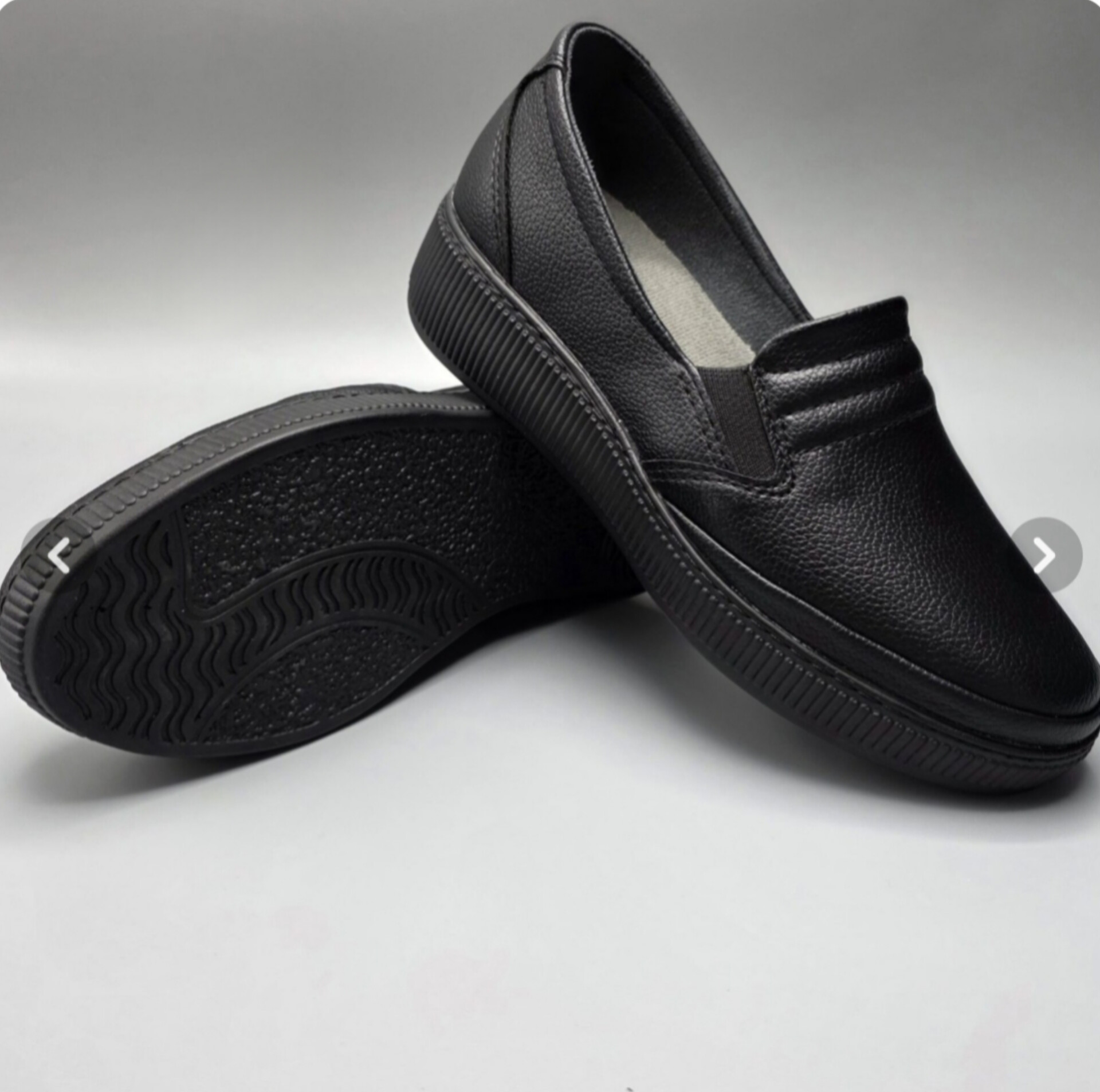 کفش طبی زنانه نیکان گام مدل تورنتو با پد مخصوص خار پاشنه