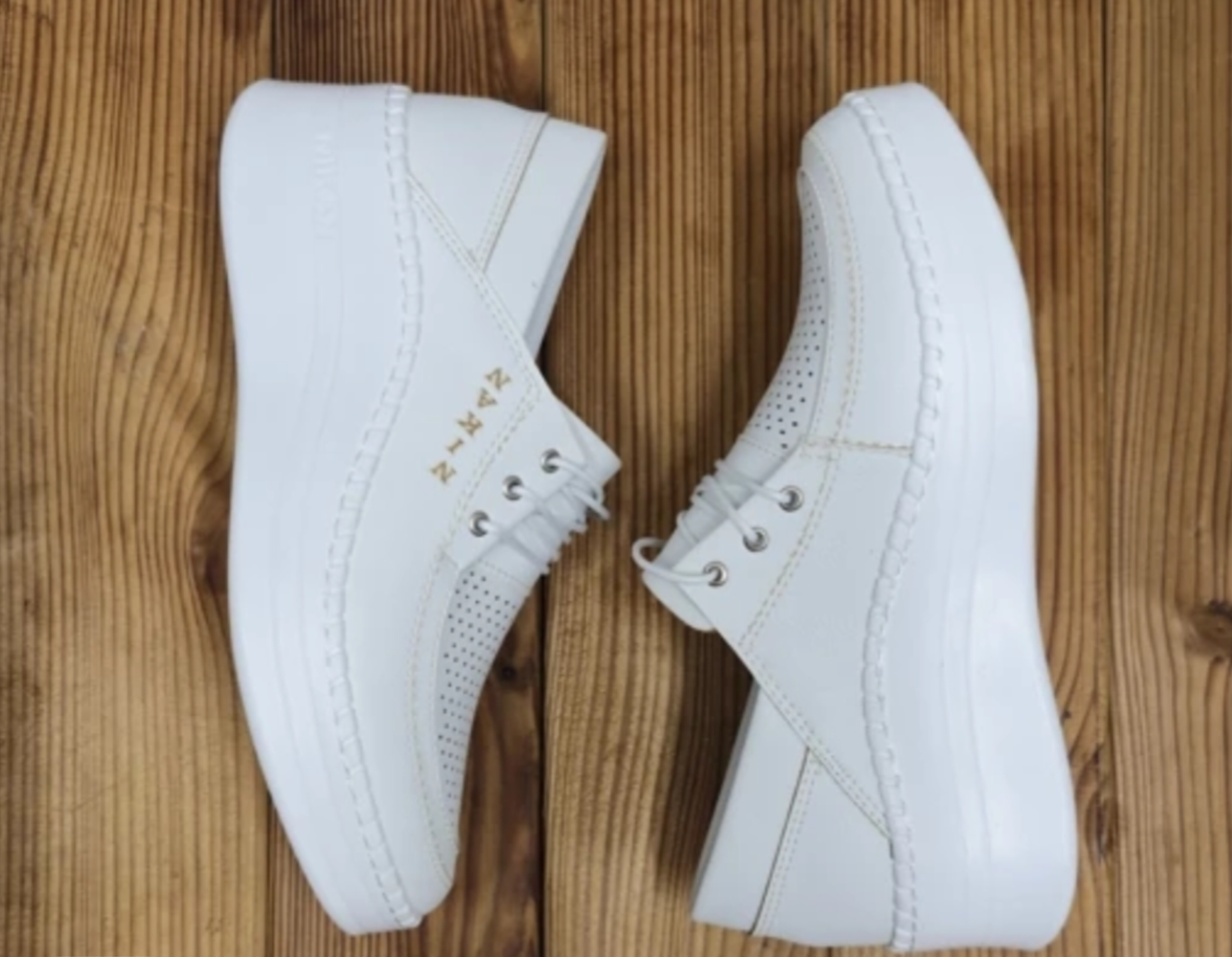 کفش طبی لژدار زنانه نیکان گام مدل آزاده مخصوص خارپاشنه