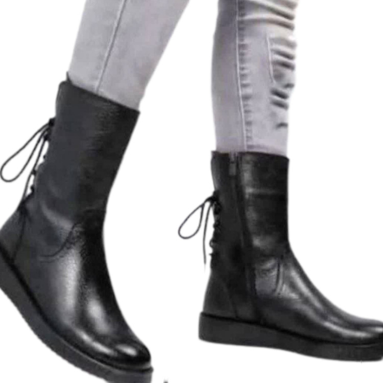 بوت زنانه چرم صنعتی پشت بند دار