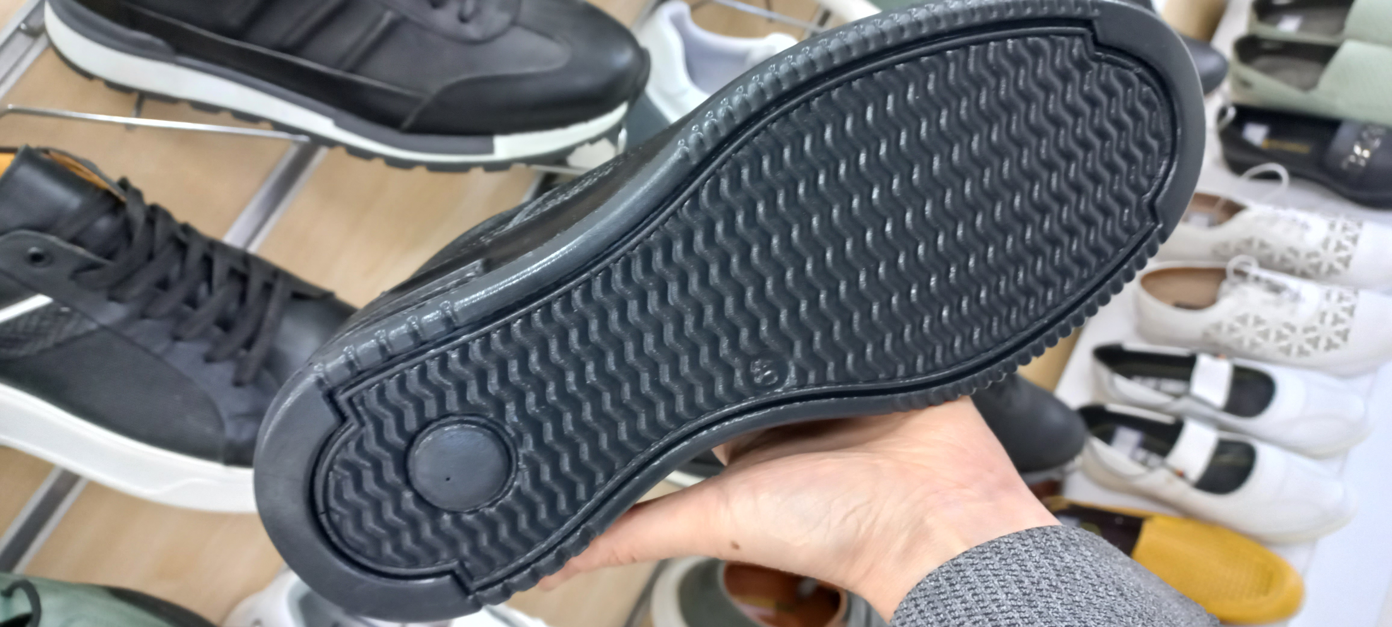 نیم بوت مردانه چرم برند آذر پلاس