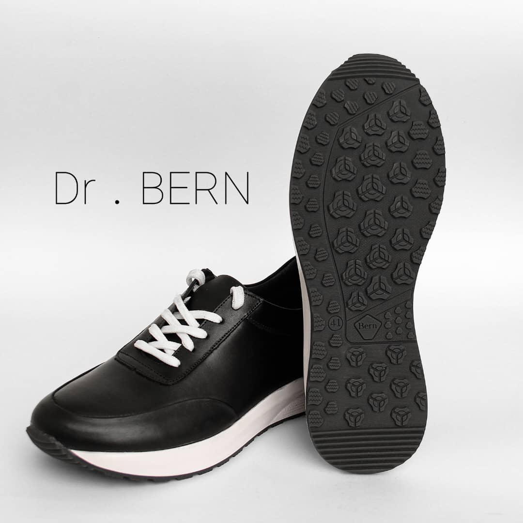 کفش طبی اسپرت چرم مردانه دکتر برن.
