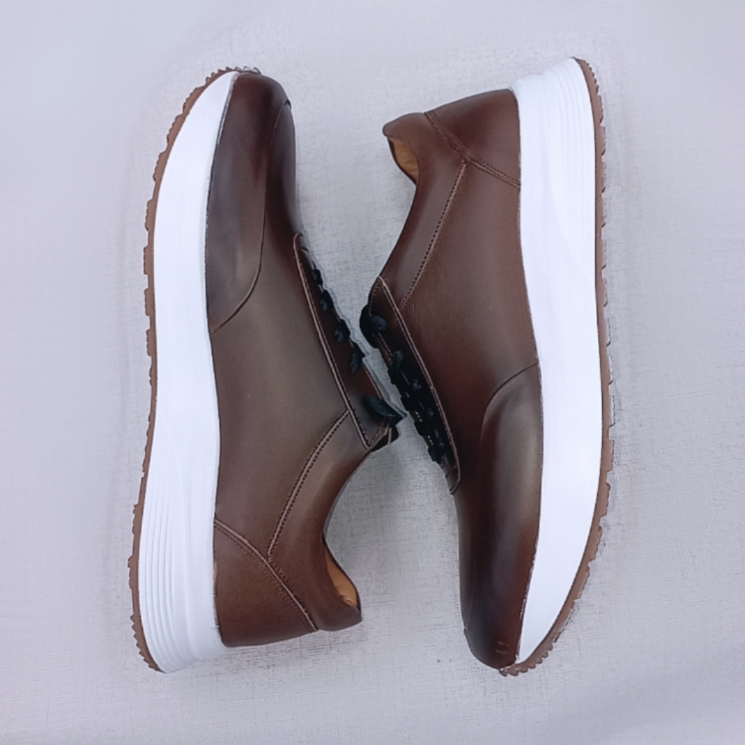 کفش طبی اسپرت چرم مردانه دکتر برن.