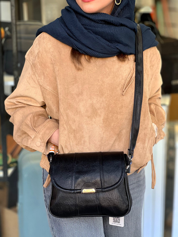 کیف چرم دوشی برند حاصل کد ۱۴۴۳