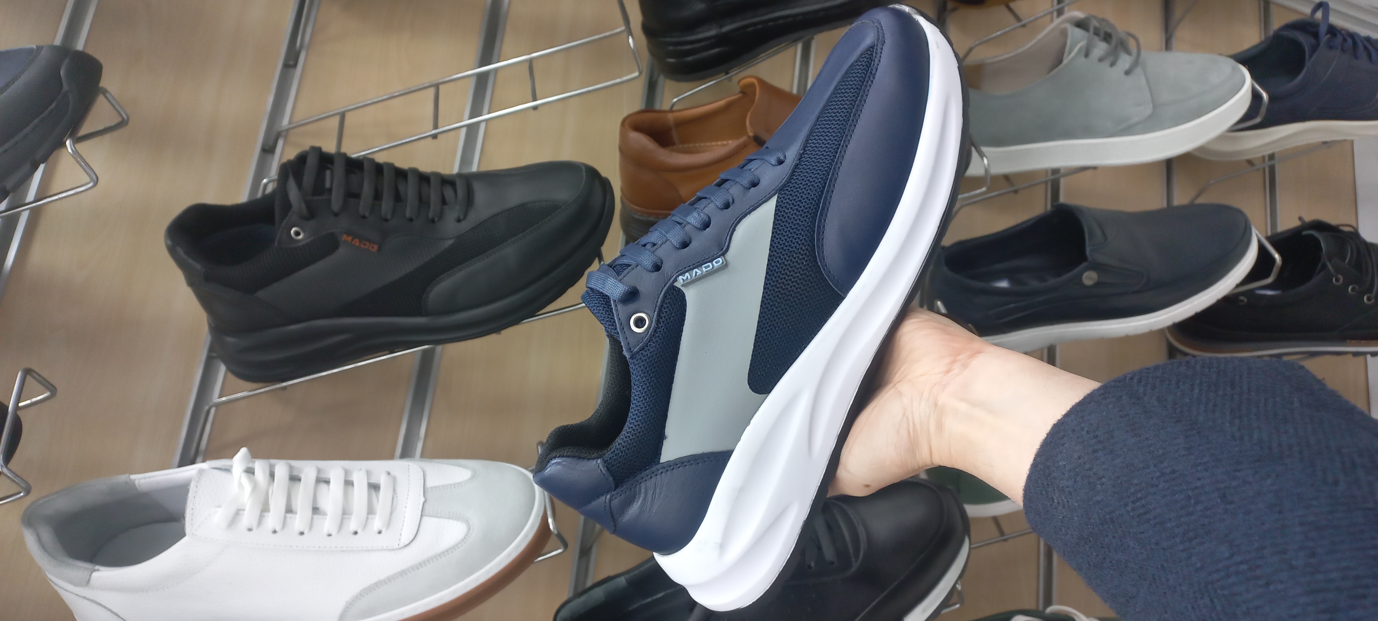 Kafsh_charm_mardane_mado2083