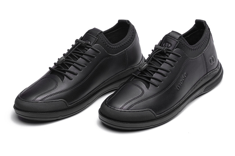 کفش مردانه چرم طبیعی اسپرت مادو کد۲۰۳۰