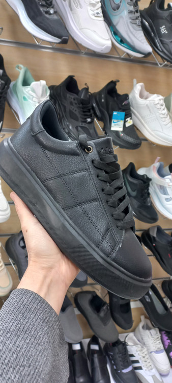 کفش اسپرت سپهر برشکا