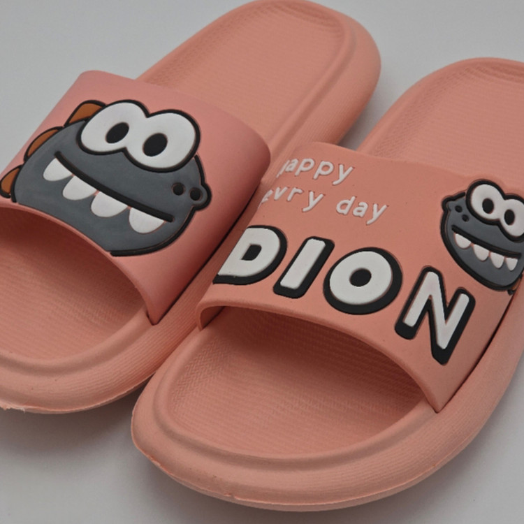 دمپایی بچه گانه داینا برند زیتون