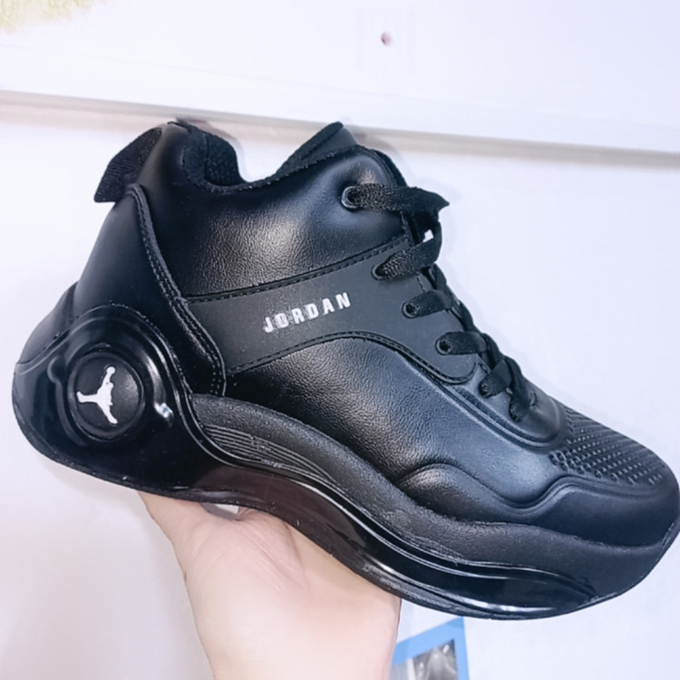 کتانی ساقدار مردانه جردن برند آپادانا