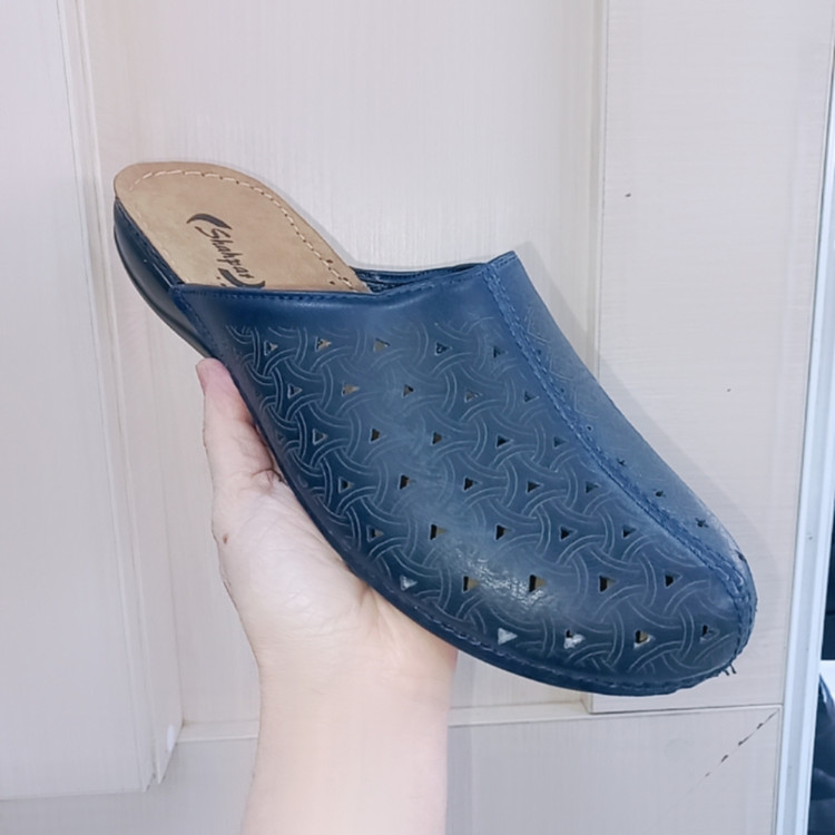 صندل طبی جلو بسته زنانه شهپر مدل رویا ۱۰۱