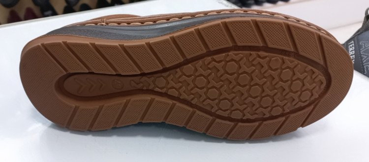 کلارک طبی تمام چرم مردانه دکتر برن مدل ۱۰۱ با پد مخصوص خار پاشنه