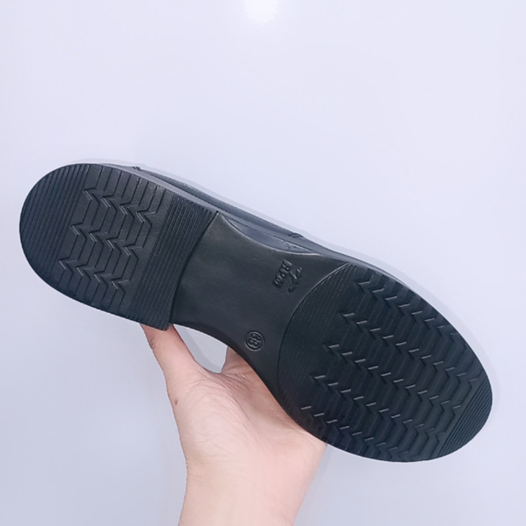 کفش تمام چرم مادوکد۵۰۸۲