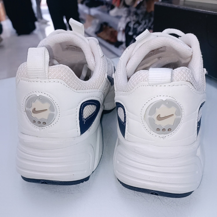 کتانی نایک مردانه مناسب پیاده روی و استفاده روزمره