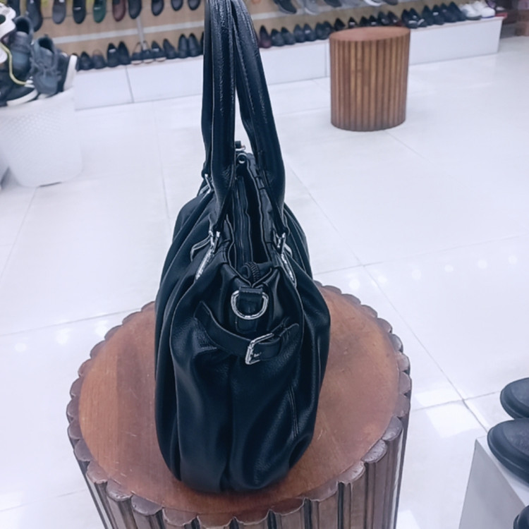 کیف دستی و دوشی زنانه حاصل کد ۱۵۳۲