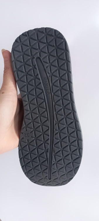 کفش اسپرت بچه گانه رامیلا مدل دراگون