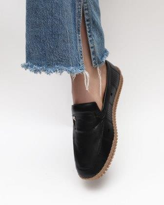 کفش کالج طبی زنانه گیم