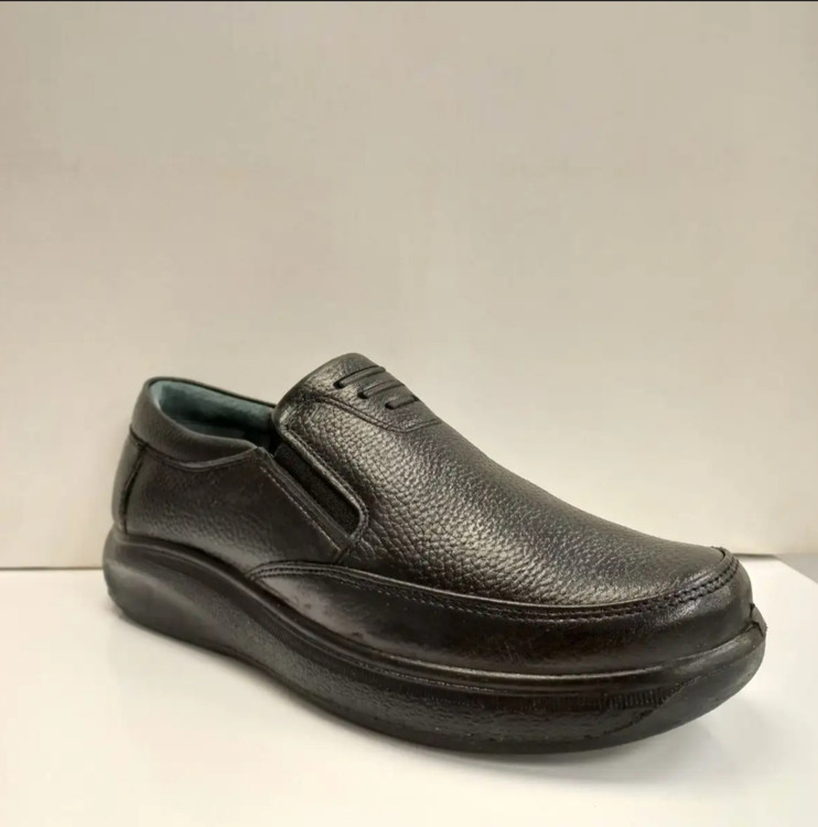 کفش تمام چرم طبی مردانه اکتای برند پاژند